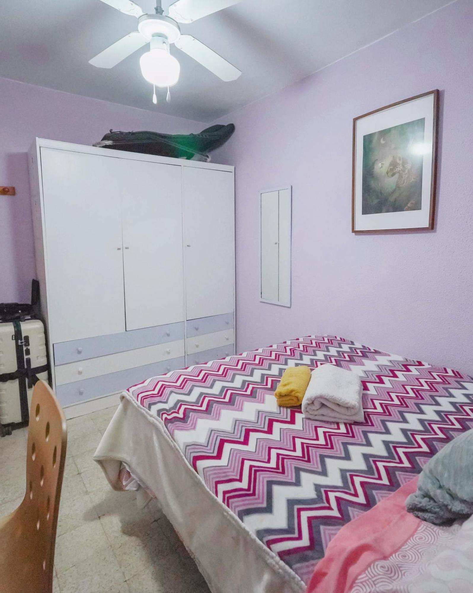 Habitaciones Privadas Con Cama Doble En Sevilla Extérieur photo