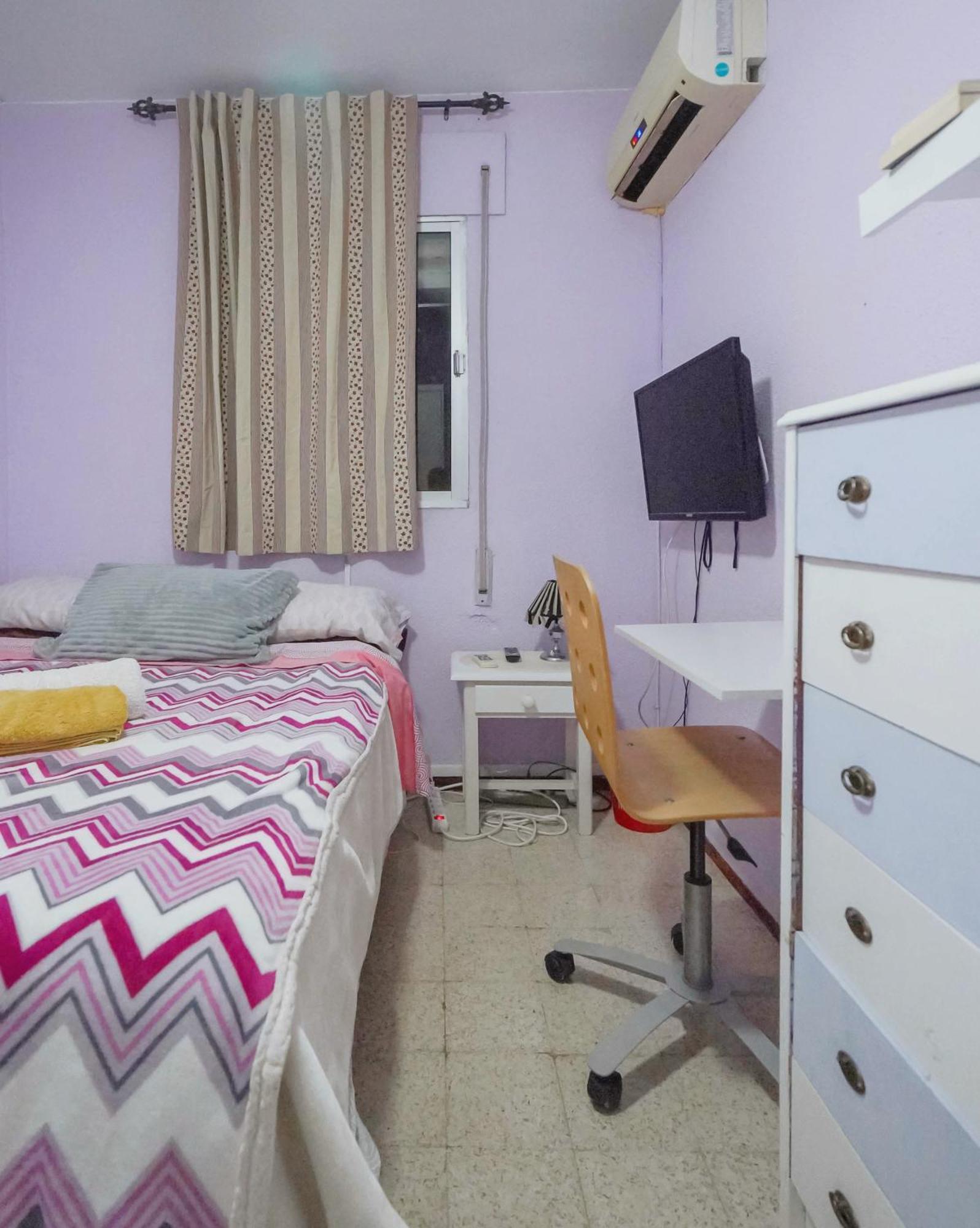 Habitaciones Privadas Con Cama Doble En Sevilla Extérieur photo