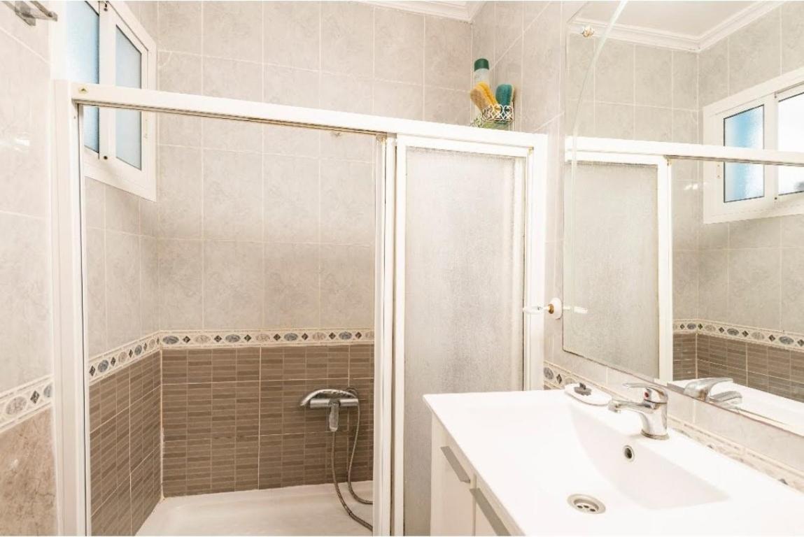 Habitaciones Privadas Con Cama Doble En Sevilla Extérieur photo