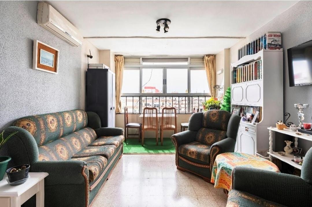 Habitaciones Privadas Con Cama Doble En Sevilla Extérieur photo